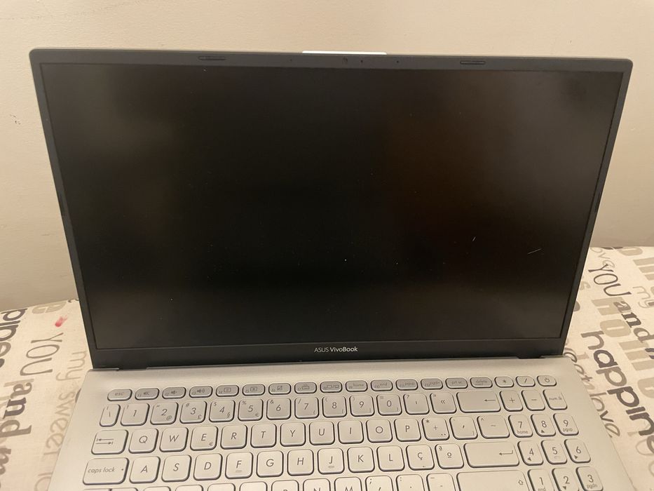 Vendo Chassis de Portatil Asus VivoBook 15 em excelente estado