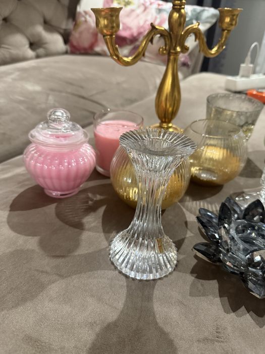 Підсвічники різні