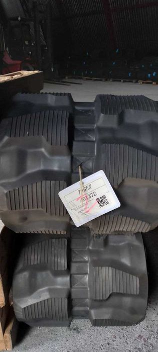 Гумова гусениця 400х72,5х76W   400/72.5/76W