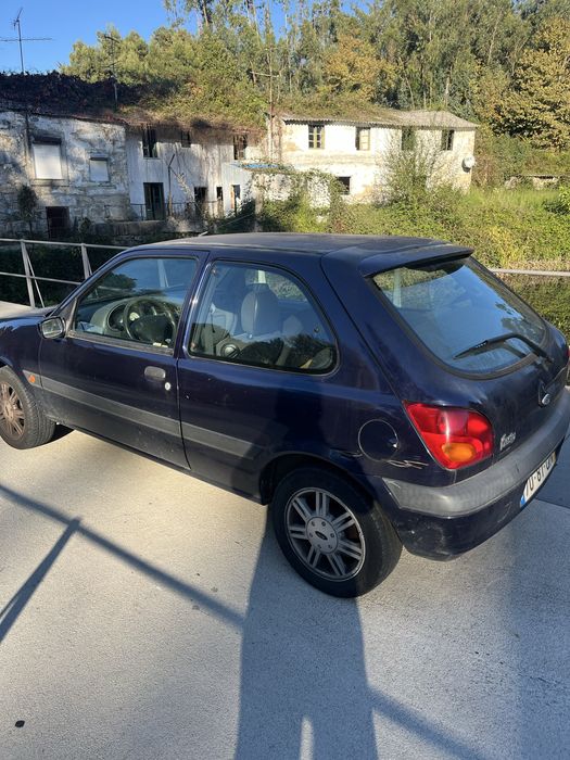 Ford fiesta techno 1.2  , ano 2000