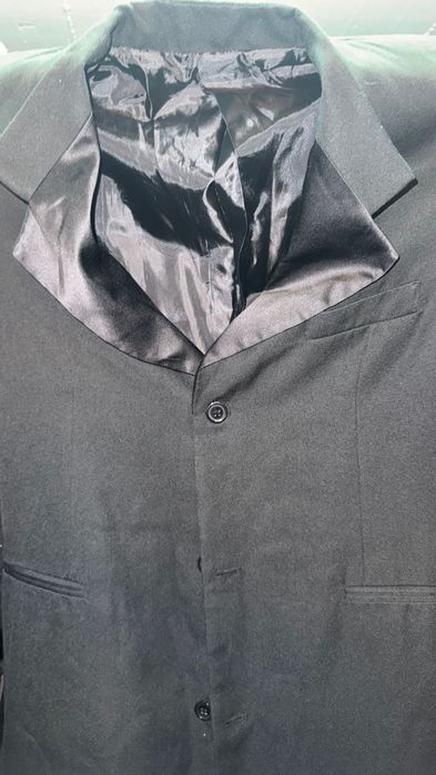 Traje académico masculino