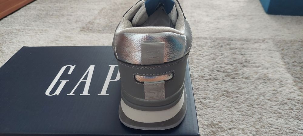 Buty Gap 40 nowe