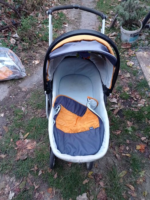 Каляска дитяча в хорошому стані