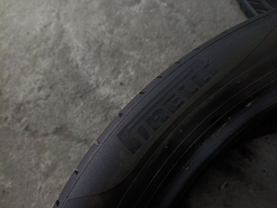 Пара 255 40 20 101V Pirelli