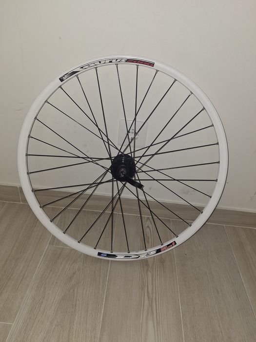 Rodas dianteira taurus aro 26