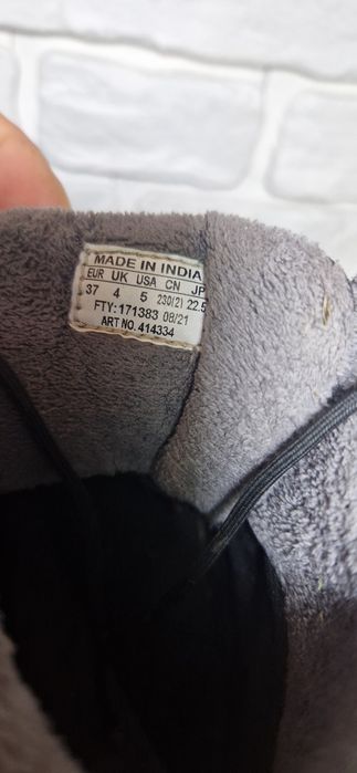 Salomon 37.        .