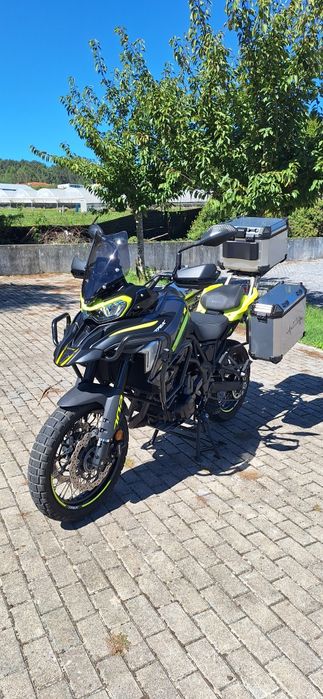 Benelli TRK 702X