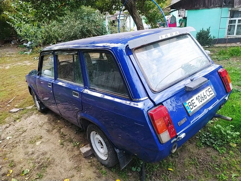 продам  универсальчик  2005  года