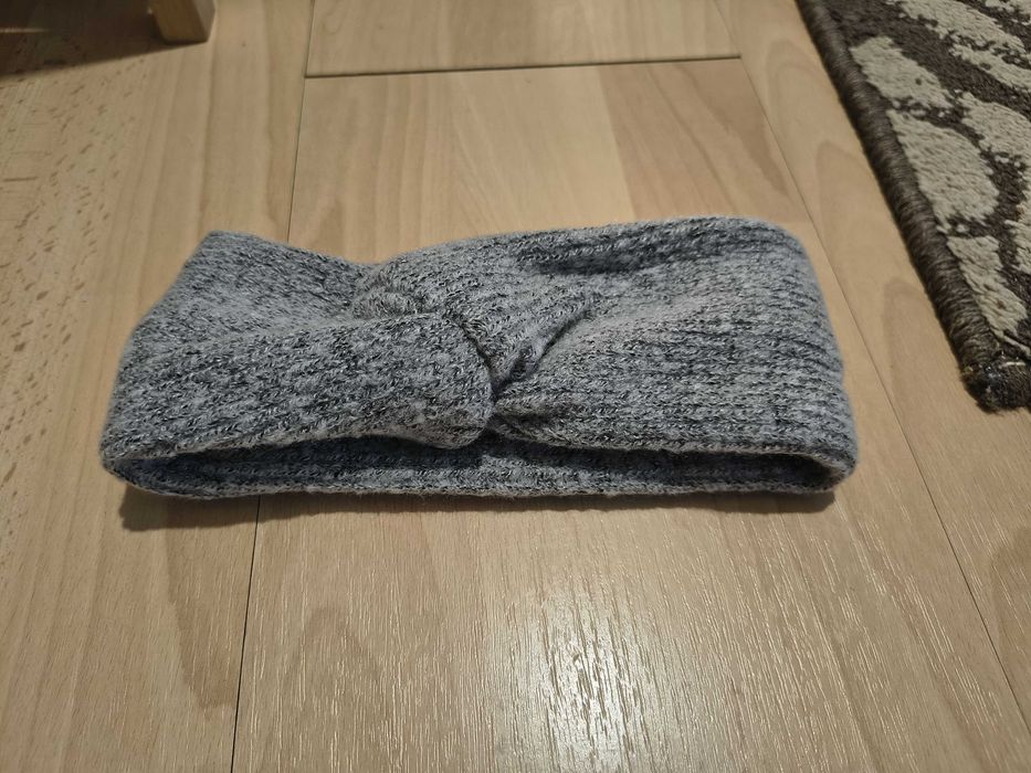 Szara mięciutka opaska Areto Nowa