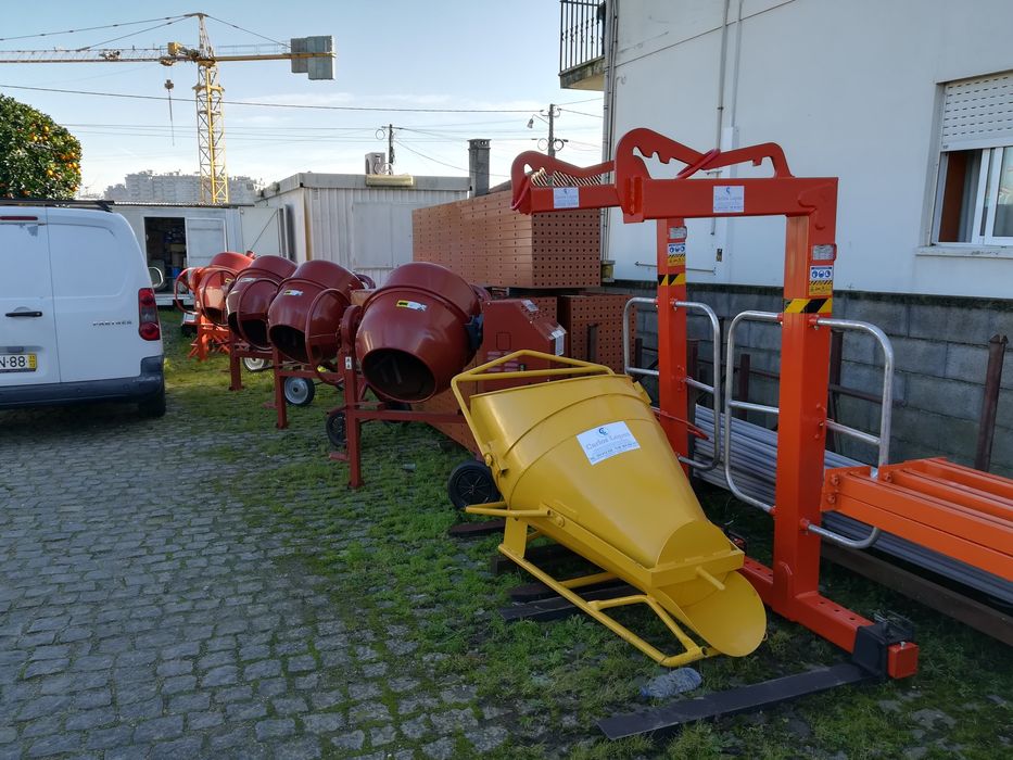 Balde trenó 400lts para grua