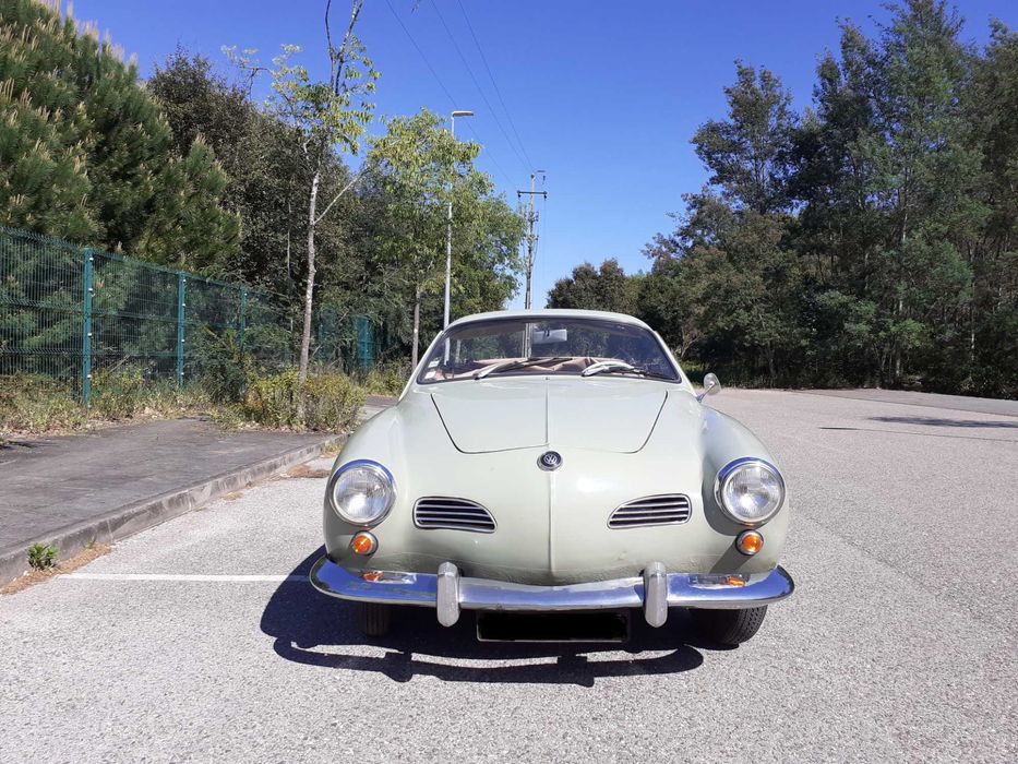 VW Karmann Ghia (descapotável)