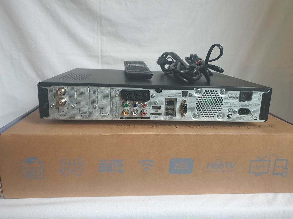 VU+ Duo 2  dekoder satelitarny z dyskiem 2 TB. WLAN.