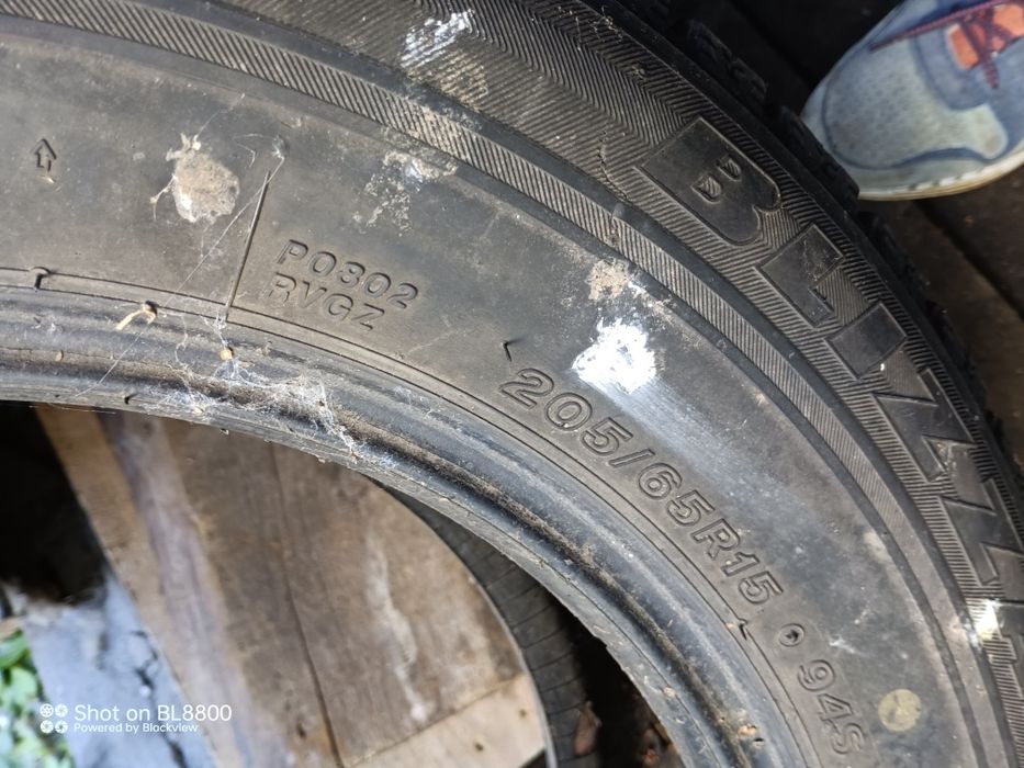 Комплект Bridgestone bizzak,kumho VRX.205 60,65 16