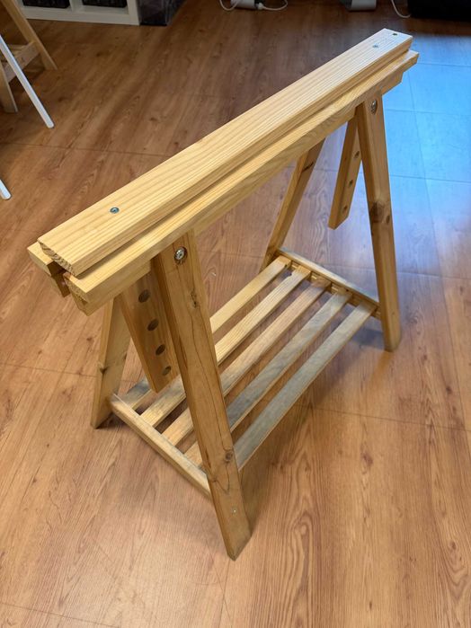 Cavaletes reguláveis pinho