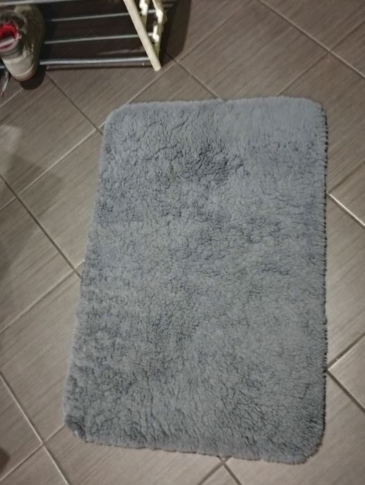 Dywan dywanik 90 cm x 60
