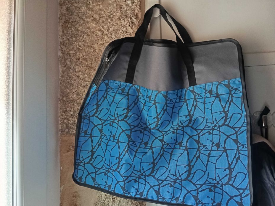 Transportadora de animais (pequeno-medio porte) Nova