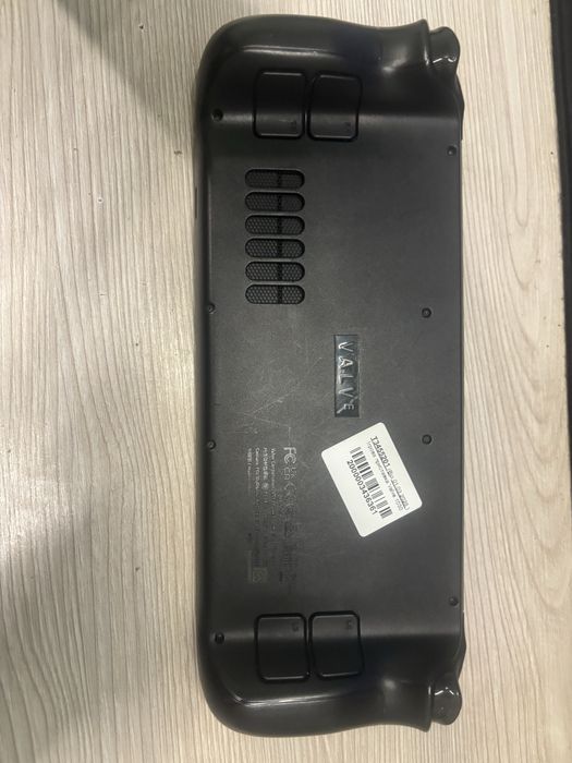 Продам не працюючій Steam Deck OLED на запчастини