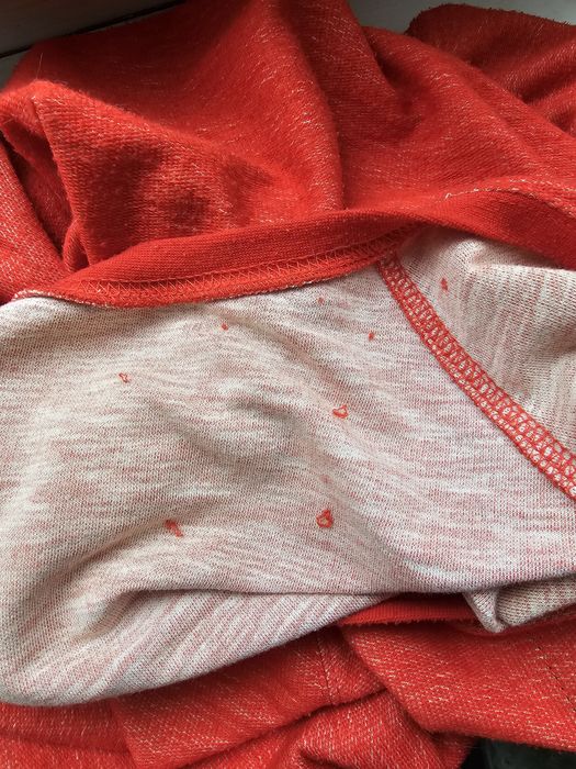 Ceglastoczerwona bluza