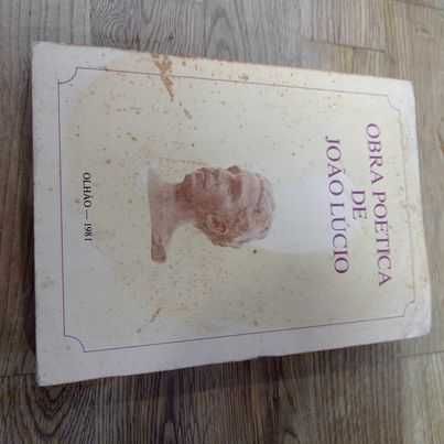 vendo livro obra poética de João lucio