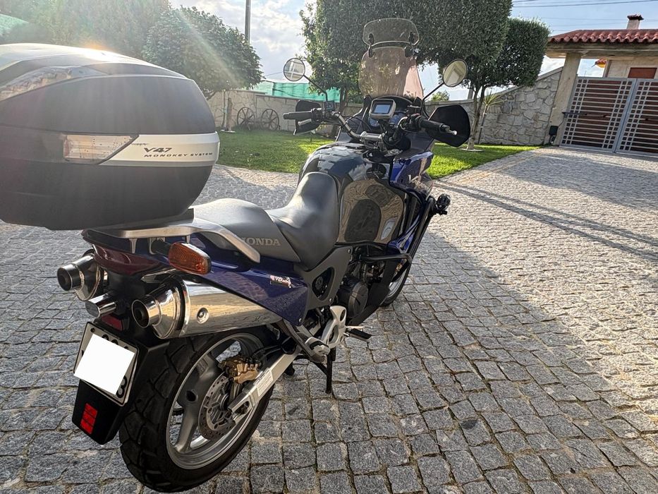Honda Varadero PGM F1