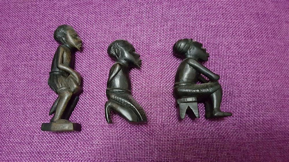 Arte Africana - 3 Figuras de Artesanato em pau preto - Anos 80