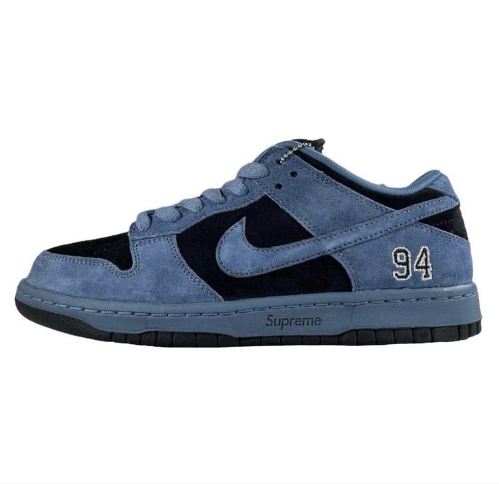Nike dunk x supreme