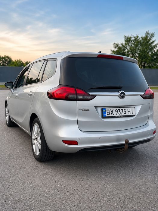 Opel zafira tourer 2014