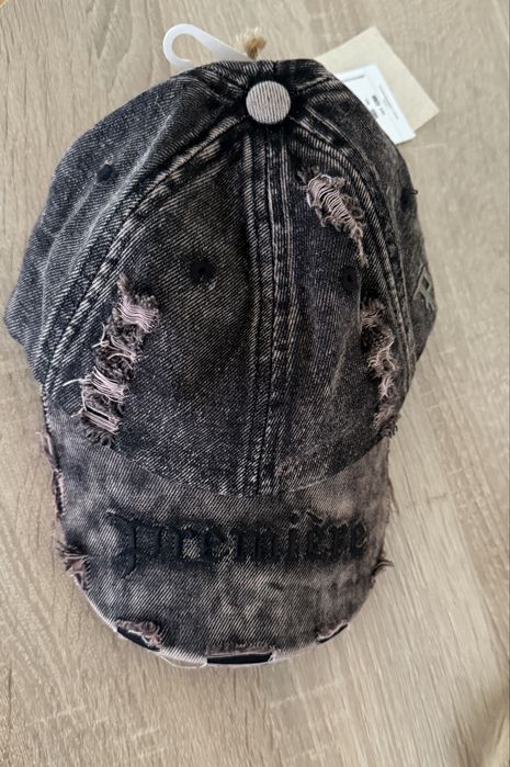 Кепка House універсальна