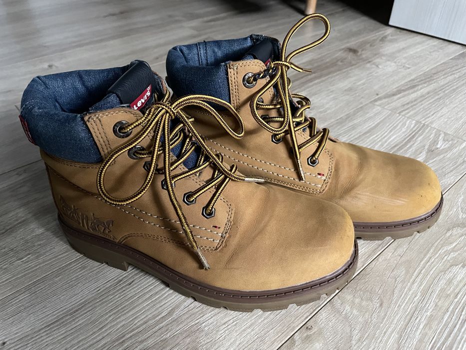 Buty zimowe Levis rozmiar 36