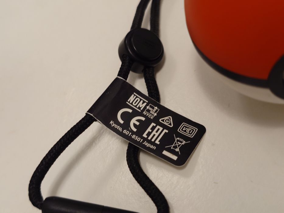 Pokemon Pokeball PLUS + Mew