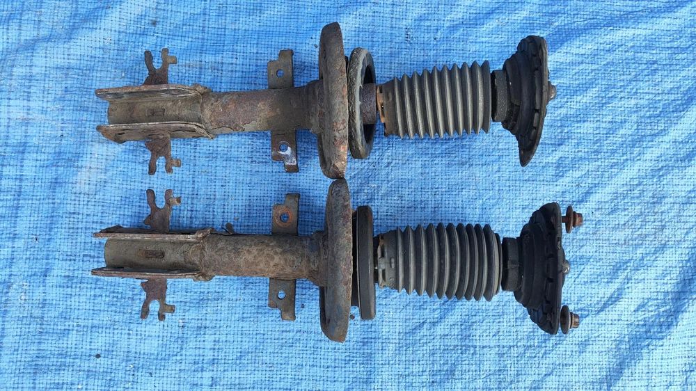 AMORTYZATOR LEWY PRAWY PRZÓD AMORTYZATORY KOMPLET PODUSZKA MOCOWANIE AMORTYZATORA RENAULT LAGUNA III 3