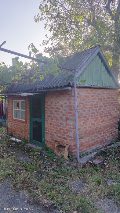 Продається 1/2 частина будинку, Полтавська 149,кв.2,без ремонту місто Берестин