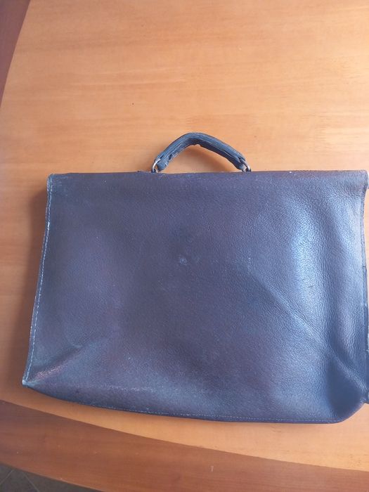 Stara męska torba podręczna