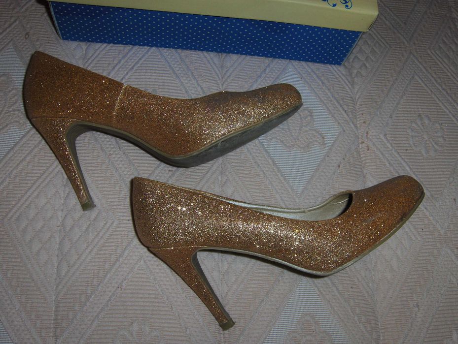 Sapatos de cerimónia de salto alto n.º 38