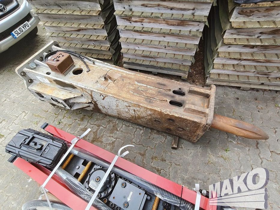 Młot hydrauliczny MTB405 DHX 4100kg do koparki