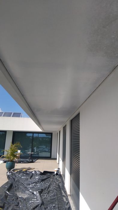 Trabalho pinturas e acabamentos