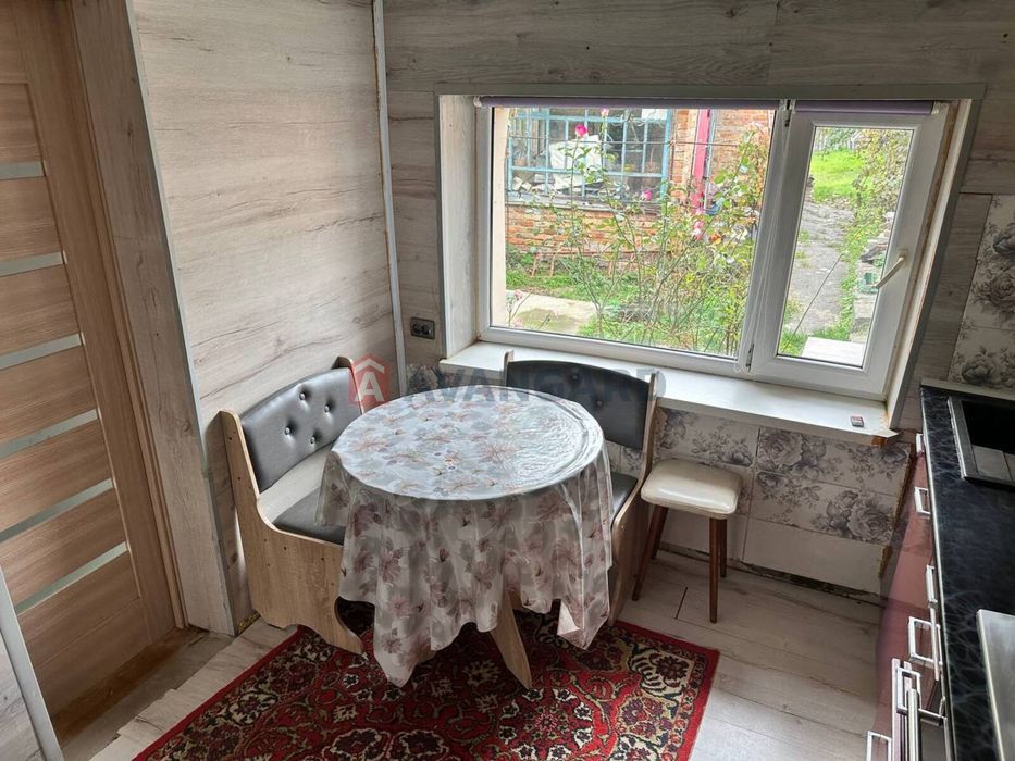 Казбет, частина будинку (квартира на землі)