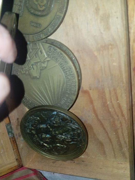 Lote de medalhas antigas