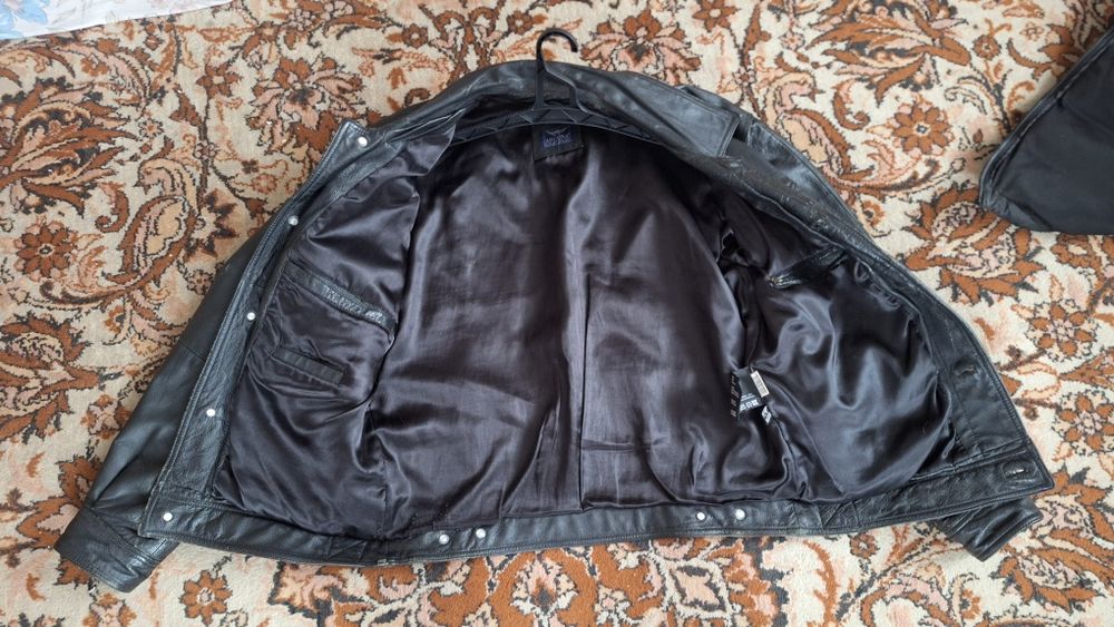Кожаная куртка ARIZONA.