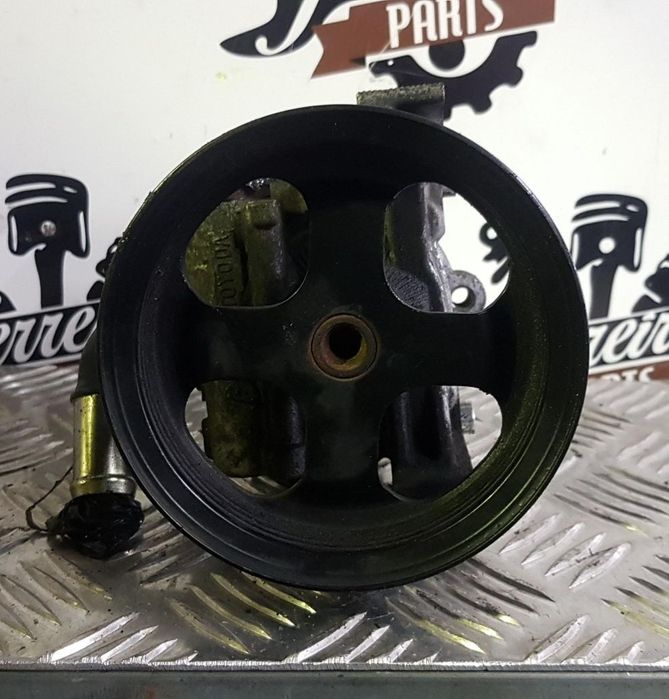 Bomba De Direcção Assistida Ford Transit Connect 1.8 Tdci De 2004