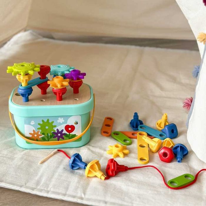 WOOPIE GREEN Układanka Montessori Kołki w Pudełku Stosy Nawlekanka