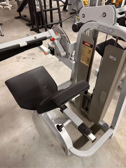 Leg Curl Sentado Adan Sport