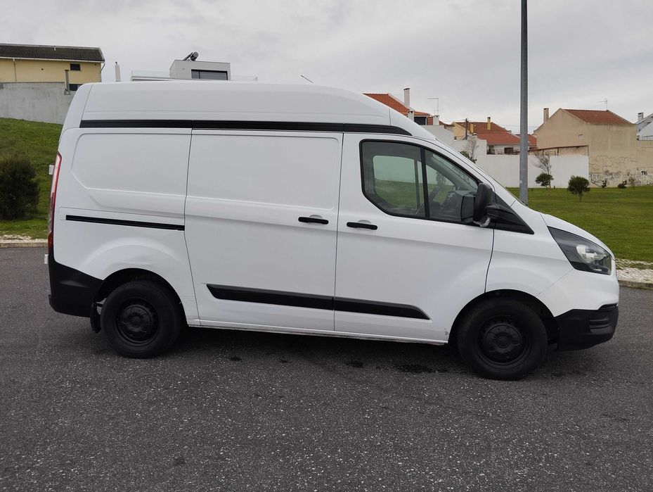 ford transit costum frigorifica 3lugares nacional