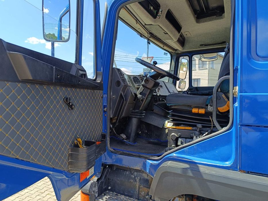 Man самоскид маніпулятор