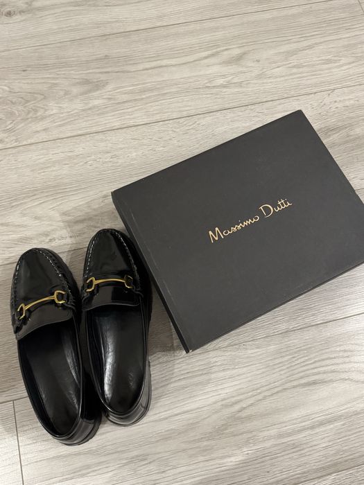 Лофери Massimo Dutti