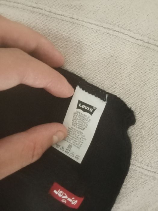 Cachecol preto levis