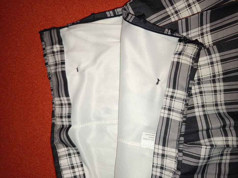 Спідниці, за копійки, неформальні, емо,