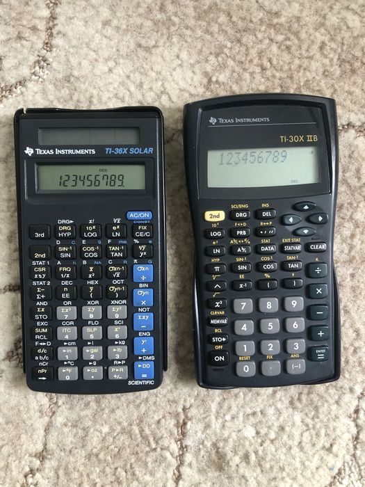 Texas Instruments калькулятор