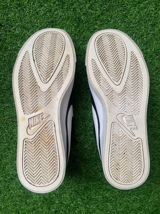 Nike Court Royale Black White