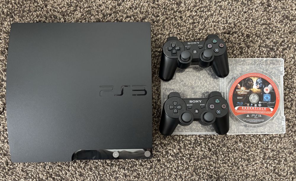 PlayStation PS3 com 2 comandos